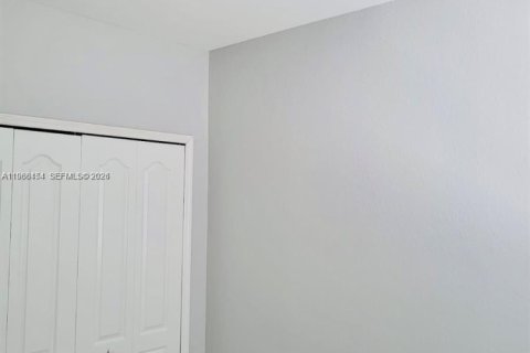 Снять в аренду кондоминиум в Хомстед, Флорида 3 спальни, 109.81м2, № 2050673 - фото 18