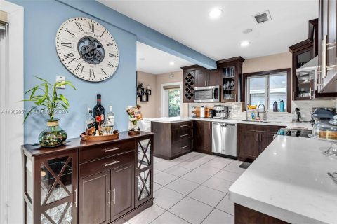 Villa ou maison à vendre à Homestead, Floride: 4 chambres, 112.97 m2 № 2025252 - photo 9