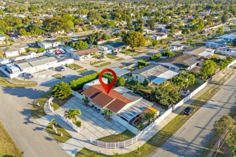 Villa ou maison à vendre à Homestead, Floride: 4 chambres, 112.97 m2 № 2025252 - photo 26