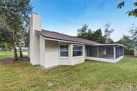 Villa ou maison à vendre à Belle Isle, Floride: 3 chambres, 151.06 m2 № 2413812 - photo 16