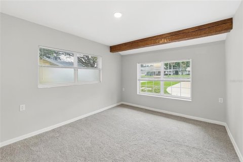 Villa ou maison à vendre à Belle Isle, Floride: 3 chambres, 151.06 m2 № 2413812 - photo 8