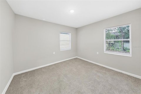 Villa ou maison à vendre à Belle Isle, Floride: 3 chambres, 151.06 m2 № 2413812 - photo 11