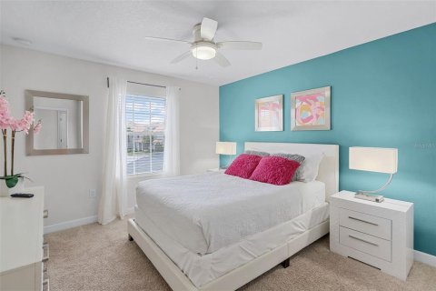 Townhouse in Davenport, Florida 4 bedrooms, 176.7 sq.m. № 1777922 - photo 20
