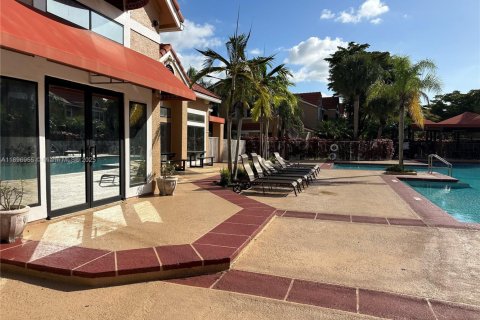 Copropriété à louer à Miami, Floride: 1 chambre, 54.63 m2 № 1951245 - photo 7