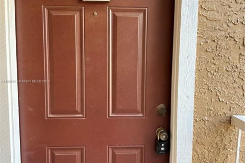 Copropriété à louer à Miami, Floride: 1 chambre, 54.63 m2 № 1951245 - photo 3