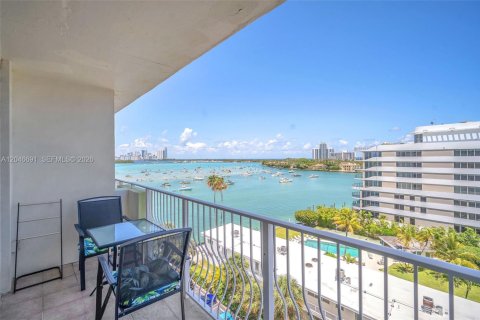 Copropriété à louer à Bay Harbor Islands, Floride: 1 chambre, 88.26 m2 № 2262986 - photo 3