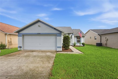 Casa en Apopka, Florida 3 dormitorios, 115.57 m2 № 2353526