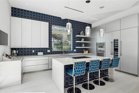 House in Jupiter, Florida 5 bedrooms, 466.74 sq.m. № 2059023 - photo 20