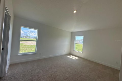 Casa en venta en Oxford, Florida, 4 dormitorios, 169.08 m2 № 2131578 - foto 9