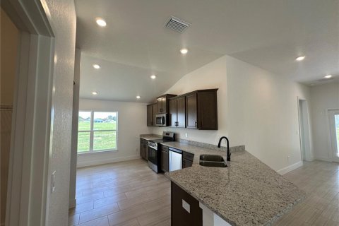 Casa en venta en Oxford, Florida, 4 dormitorios, 169.08 m2 № 2131578 - foto 6