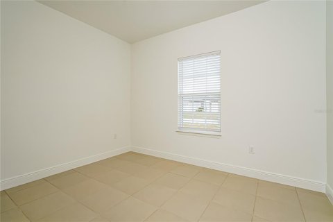 Villa ou maison à louer à Kissimmee, Floride: 4 chambres, 146.79 m2 № 2112966 - photo 9