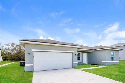 Villa ou maison à louer à Kissimmee, Floride: 4 chambres, 146.79 m2 № 2112966 - photo 2