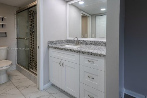 Copropriété à vendre à Pembroke Pines, Floride: 2 chambres, 110.74 m2 № 1827605 - photo 3