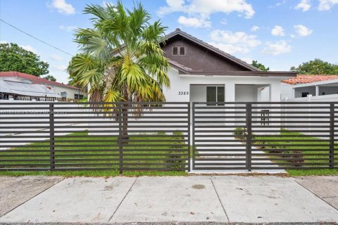 Immobilier commercial à vendre à Miami, Floride: 199.83 m2 № 1928930 - photo 23