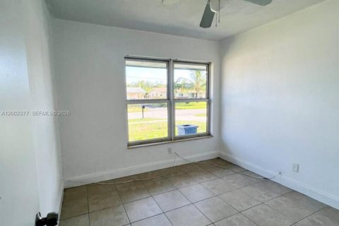 Casa en venta en Lauderhill, Florida, 3 dormitorios, 101.54 m2 № 2066562 - foto 12