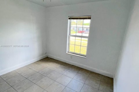 Casa en venta en Lauderhill, Florida, 3 dormitorios, 101.54 m2 № 2066562 - foto 10