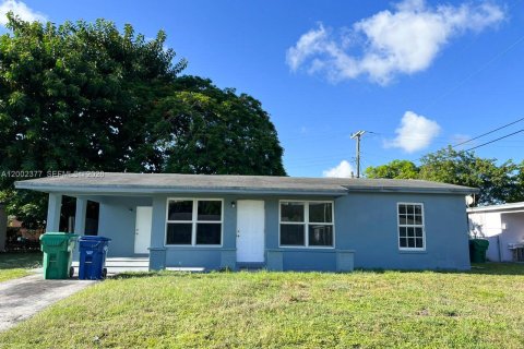 Casa en Lauderhill, Florida 3 dormitorios, 101.54 m2 № 2066562
