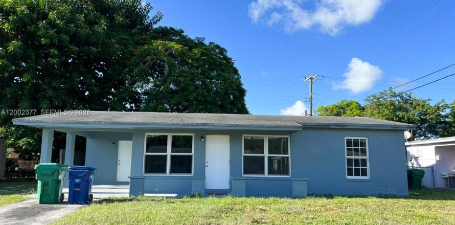 Casa en Lauderhill, Florida 3 dormitorios, 101.54 m2 № 2066562