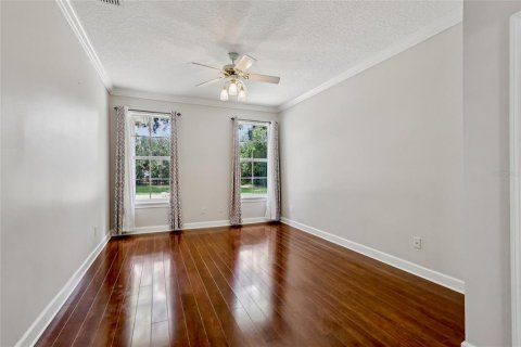 House in Windermere, Florida 5 bedrooms, 452.99 sq.m. № 2207787 - photo 23
