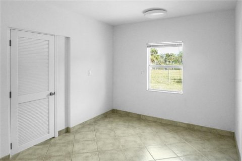 House in Punta Gorda, Florida 4 bedrooms, 136.01 sq.m. № 1530825 - photo 20