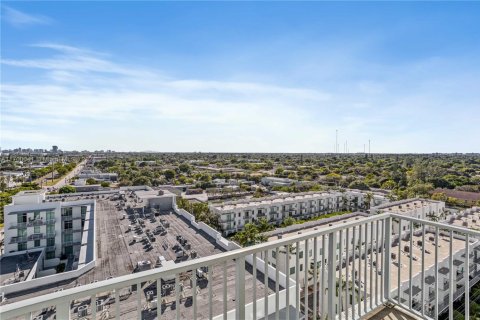 Condo in Hollywood, Florida, 2 bedrooms  № 1850889 - photo 30