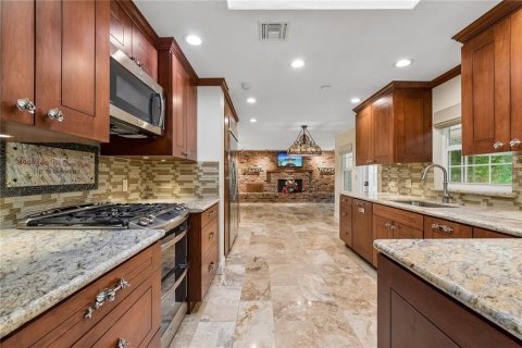 Villa ou maison à vendre à Gainesville, Floride: 4 chambres, 272.58 m2 № 2125060 - photo 15