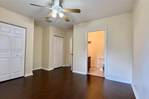 Adosado en alquiler en Riviera Beach, Florida, 2 dormitorios, 113.99 m2 № 1929112 - foto 29
