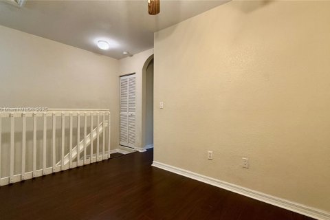 Adosado en alquiler en Riviera Beach, Florida, 2 dormitorios, 113.99 m2 № 1929112 - foto 21