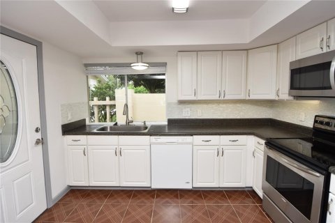 Casa en alquiler en Palm Coast, Florida, 3 dormitorios, 108.7 m2 № 1910419 - foto 8