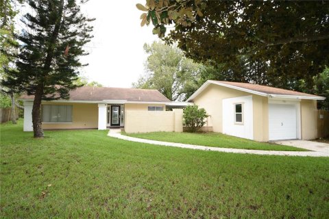 Casa en alquiler en Palm Coast, Florida, 3 dormitorios, 108.7 m2 № 1910419 - foto 1