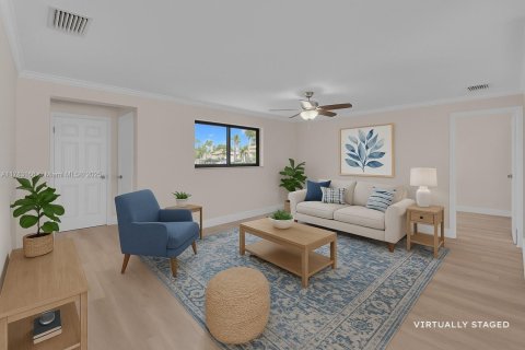 House in Sunrise, Florida 3 bedrooms, 126.72 sq.m. № 1756593 - photo 7