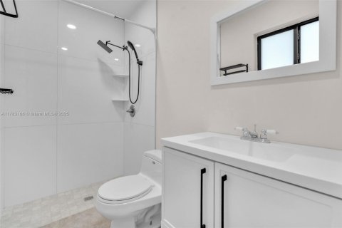 House in Sunrise, Florida 3 bedrooms, 126.72 sq.m. № 1756593 - photo 24