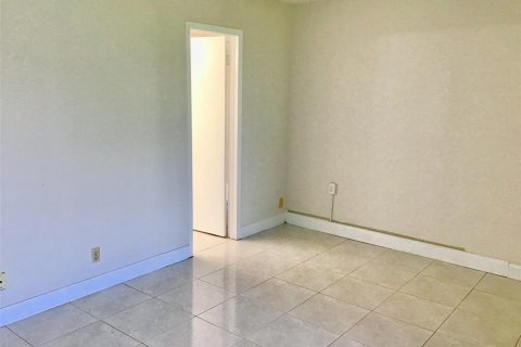Condo in Boca Raton, Florida, 1 bedroom № 2261412 - photo 14