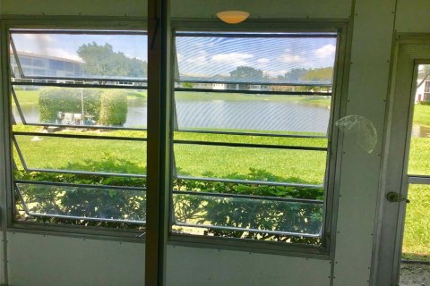 Condo in Boca Raton, Florida, 1 bedroom № 2261412 - photo 19