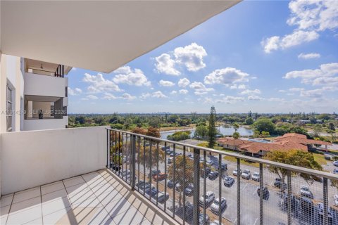 Купить кондоминиум в Лодерхилл, Флорида 6 комнат, 90.3м2, № 1972850 - фото 19