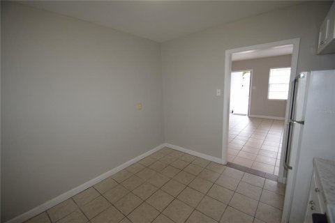 Apartamento en alquiler en Auburndale, Florida, 2 dormitorios, 75.25 m2 № 2106226 - foto 10