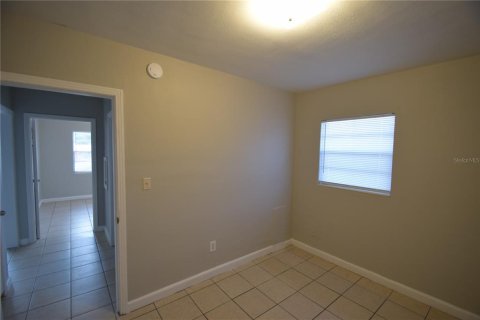 Apartamento en alquiler en Auburndale, Florida, 2 dormitorios, 75.25 m2 № 2106226 - foto 6