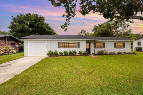 House in Bartow, Florida 3 bedrooms, 131.74 sq.m. № 1884087 - photo 2