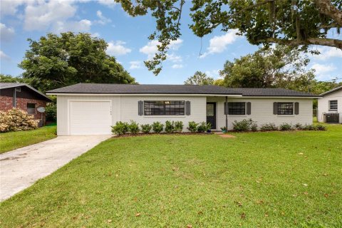 House in Bartow, Florida 3 bedrooms, 131.74 sq.m. № 1884087 - photo 1