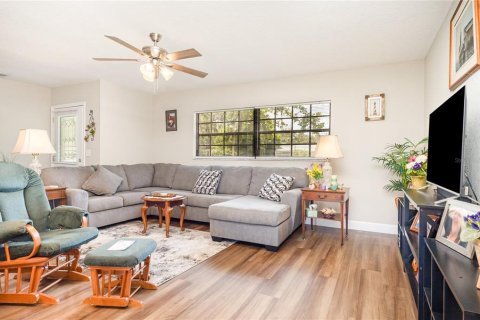 House in Bartow, Florida 3 bedrooms, 131.74 sq.m. № 1884087 - photo 4