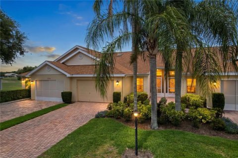 Condo à Sun City Center, Floride, 2 chambres  № 2151208