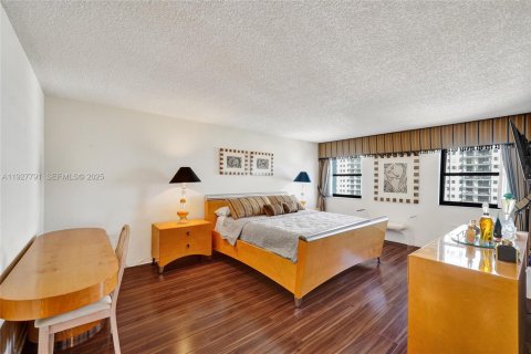 Купить кондоминиум в Холливуд, Флорида 3 спальни, 184.88м2, № 1987272 - фото 21