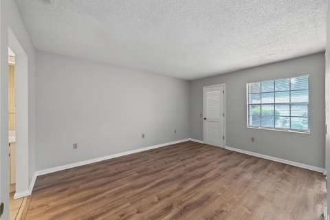 House in Sarasota, Florida 2 bedrooms, 97.55 sq.m. № 2267355 - photo 10