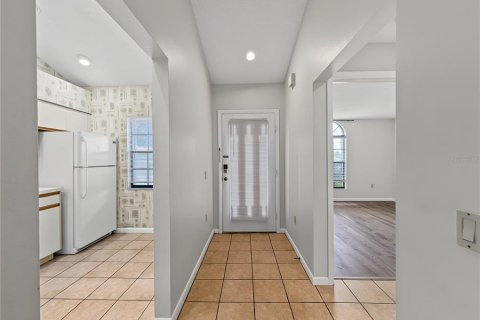 House in Sarasota, Florida 2 bedrooms, 97.55 sq.m. № 2267355 - photo 4