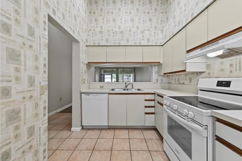 House in Sarasota, Florida 2 bedrooms, 97.55 sq.m. № 2267355 - photo 7