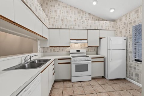 House in Sarasota, Florida 2 bedrooms, 97.55 sq.m. № 2267355 - photo 5