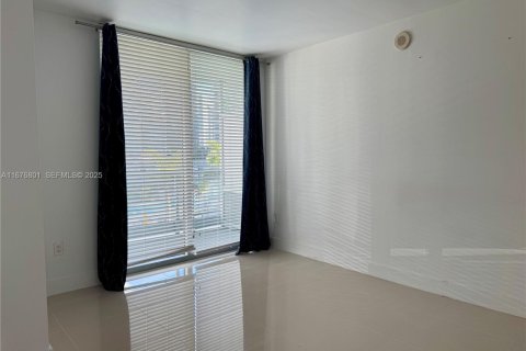Condominio en venta en Miami, Florida, 2 dormitorios, 108.88 m2 № 1936530 - foto 21