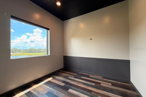 Propiedad comercial en alquiler en Ocoee, Florida, 61.97 m2 № 1906132 - foto 11