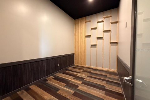 Propiedad comercial en alquiler en Ocoee, Florida, 61.97 m2 № 1906132 - foto 13