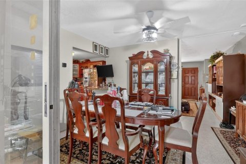 House in Miami, Florida 3 bedrooms, 153.01 sq.m. № 2179504 - photo 12